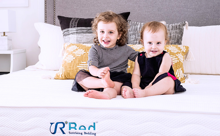 Sunrising Bedding 8 inch Natural Latex Hybrid Pocket Coil Spring Mattress, Firm, Pain relief,Sleep Cooling, Non-Toxic & No Chemical Smell,No Saggy and Sink , 120 Day Free Return, 20 Years Warranty